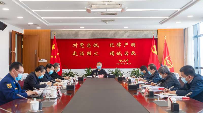 操逼片子黄明在应急管理部党委会上强调 着力加强党委班子自...